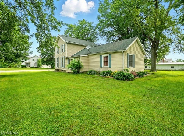 206 E Jefferson Street, Jefferson, OH 44047