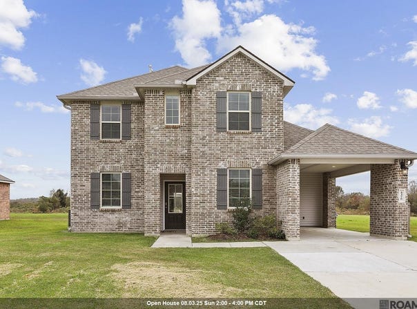 5376 Windswept Ln, Zachary, LA 70791