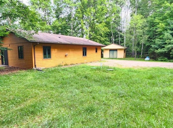 N9009 ISLAND RD W, Phillips, WI 54555