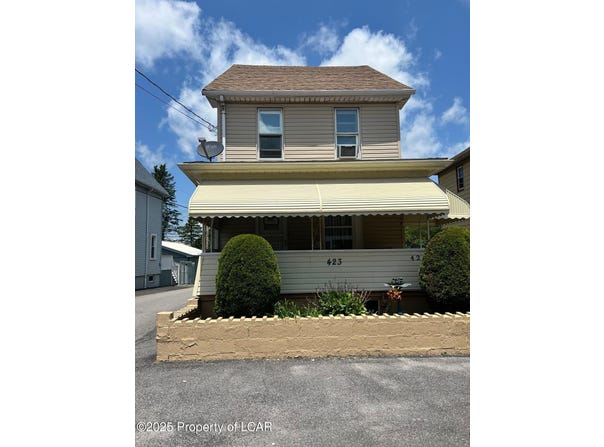 423 W 20TH Street, Hazleton, PA 18201