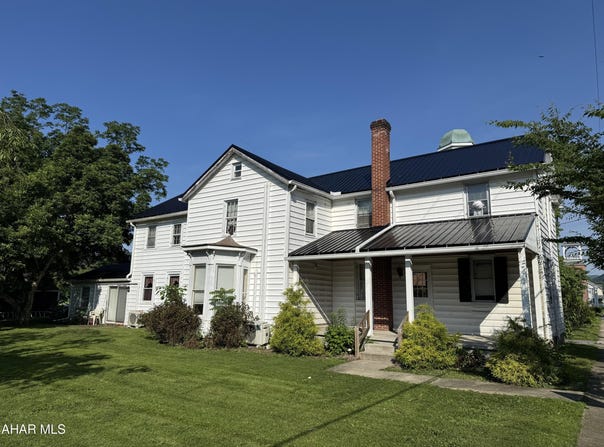 416 Main Street, Alexandria, PA 16611