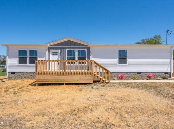 215 Songbird Way, White Pine, TN 37890