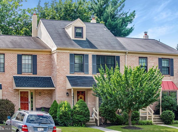 1914 S YORKTOWN, NORRISTOWN, PA 19403