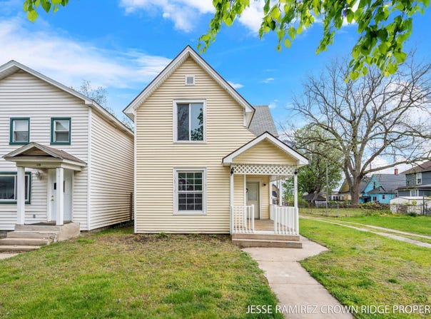 177 W 9th Street, Holland, MI 49423