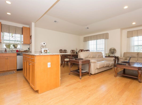 121-10 Powells Cove Boulevard, College Point, NY 11356