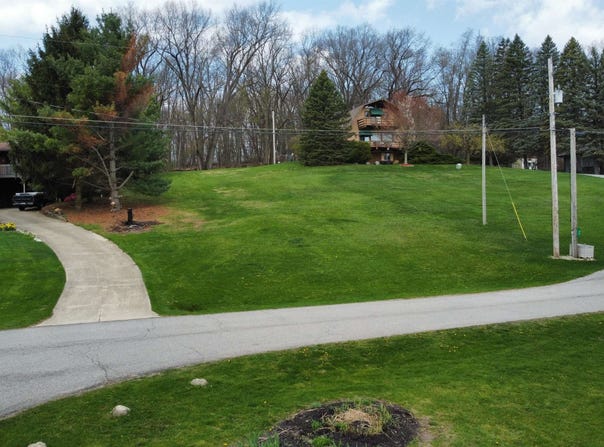 25 Lane 175 Lime Lake, Angola, IN 46703