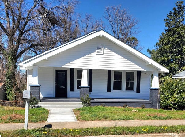 1513 E North Street, Greenville, SC 29607-1359