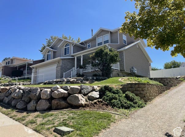 594 SIDER Dr, North Salt Lake, UT 84054
