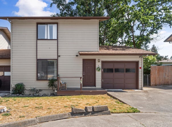 47 SW Eastern Avenue, Grants Pass, OR 97526