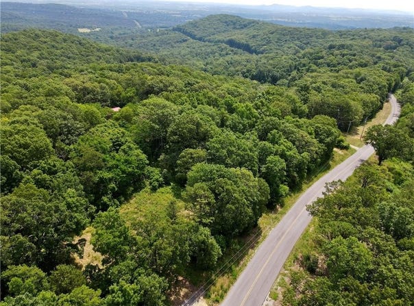 0000 County Road 207, Eureka Springs, AR 72632