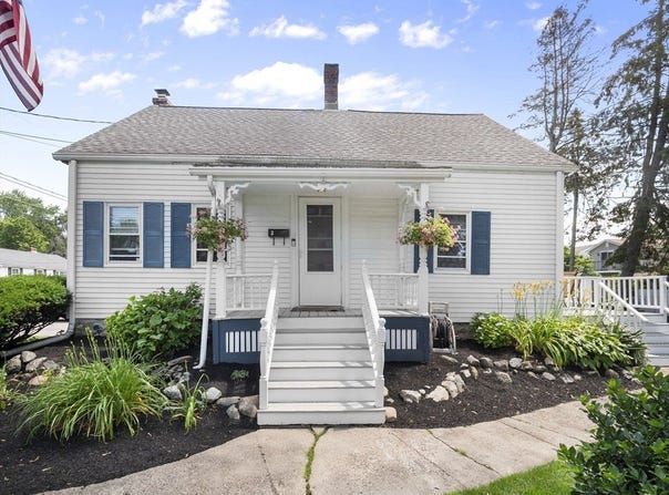 3 Quimby Ave, Woburn, MA 01801