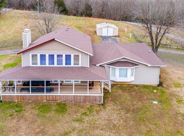 205 Blue Chip Farm Road, Leitchfield, KY 42754