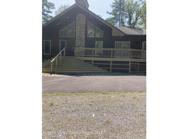537 Mossy Hill Road, Catskill, NY 12414