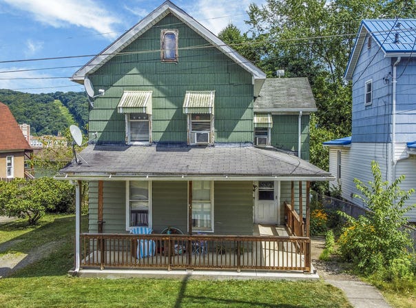 166 Stone Street, Johnstown, PA 15906
