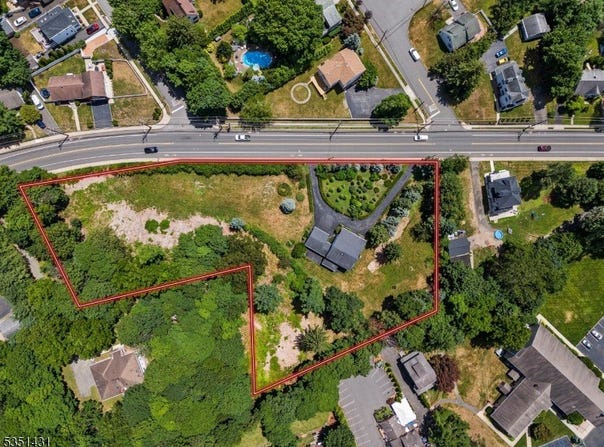 409 High Mountain Rd, North Haledon Boro, NJ 07508-2434