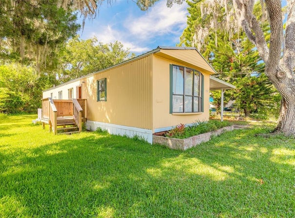 182 DOUGLAS STREET, EDGEWATER, FL 32141