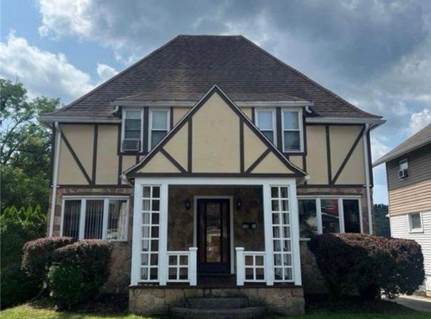 196 Orlando, Greater Johnstown School District, PA 15905
