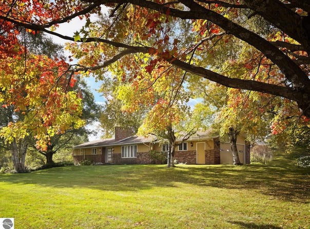 3120 COUNTY ROAD 633, GRAWN, MI 49637
