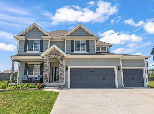 24983 W 150th Street, Olathe, KS 66061