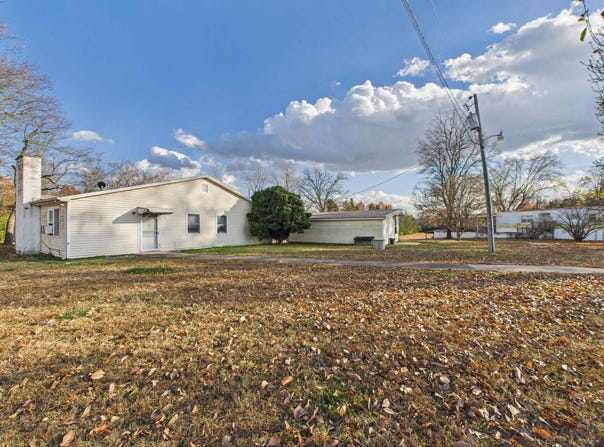 6852 HWY 62 W, Gassville, AR 72653