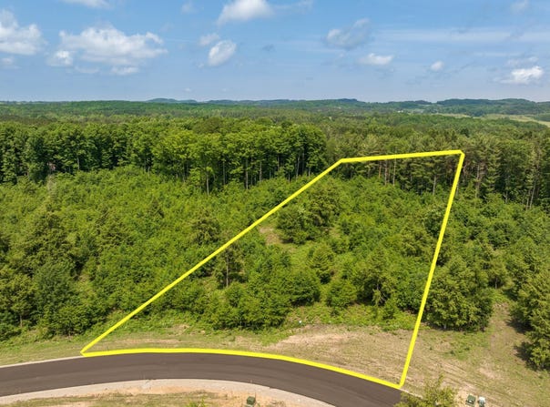 8812 Hemlock Hill Drive, Traverse City, MI 49685