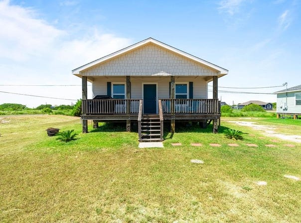 274 Post Oak Ln, ROCKPORT(HOLIDAY BEACH), TX 78382
