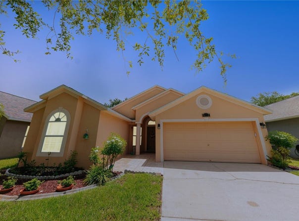 9852 LAUREL LEDGE DRIVE, RIVERVIEW, FL 33569