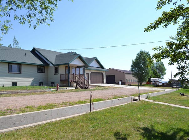 295 COUNTY ROAD 253, Lyman, WY 82937