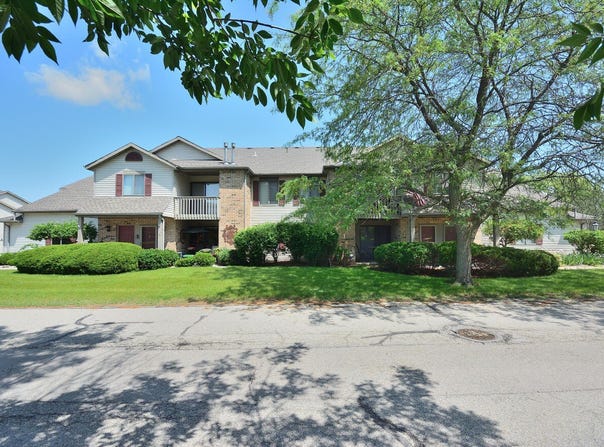 W192s7850 Overlook Bay Rd, Muskego, WI 53150