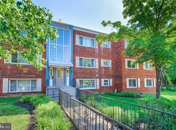 3833 HAMILTON Street, HYATTSVILLE, MD 20781