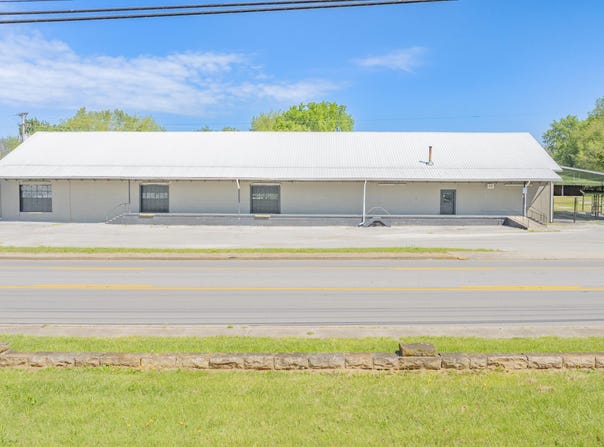 862 South Main Street, Monticello, KY 42633