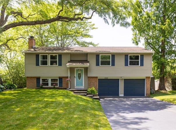545 Pittsford-Henrietta Town Line Road, Henrietta, NY 14467