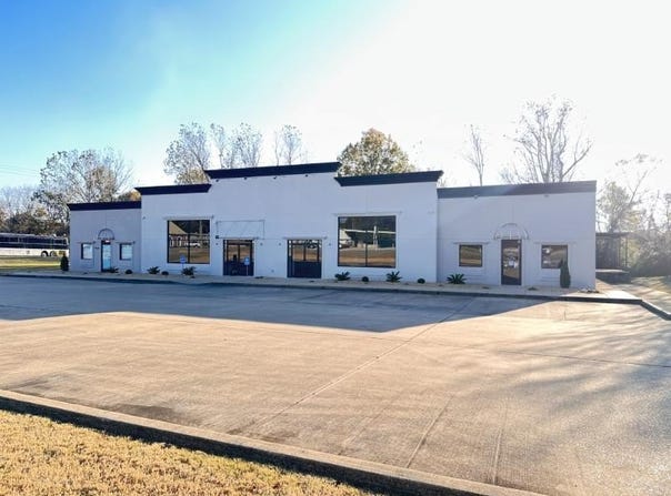 1993 McCullough, Tupelo, MS 38801