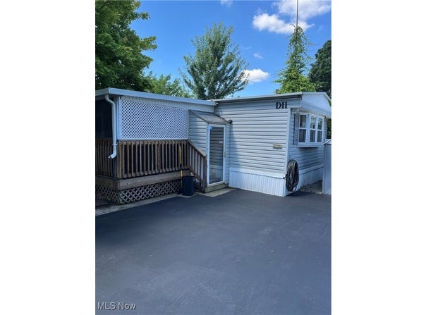 9151 Mentor Avenue unit: D11, Mentor, OH 44060