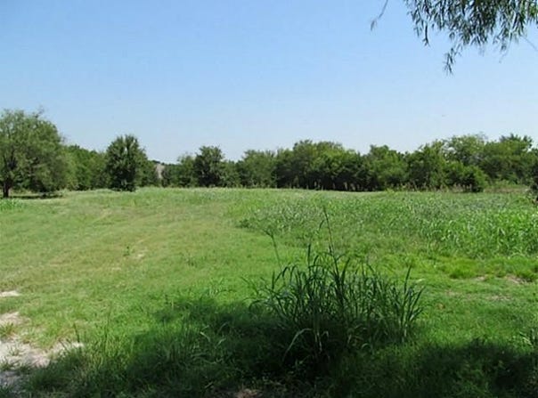 2809 Turner Warnell Road, Arlington, TX 76001