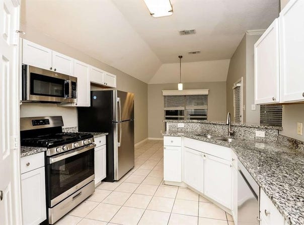 1803 Fairfax Drive, Mansfield, TX 76063