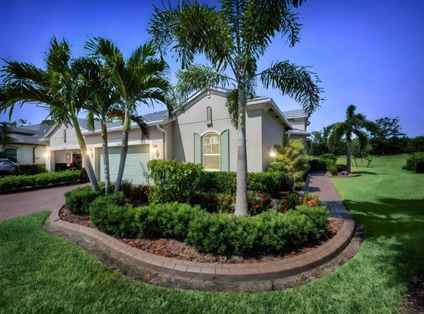 12908 SW Lake Fern Circle, Port Saint Lucie, FL 34987