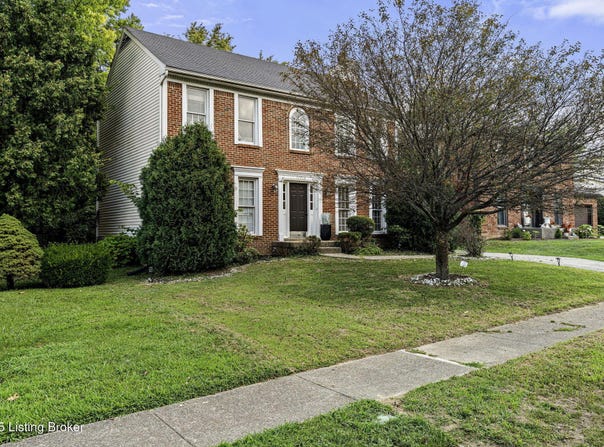 11713 Robindale Rd, Louisville, KY 40243