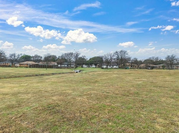 3342 Rockne Lane, Mesquite, TX 75150
