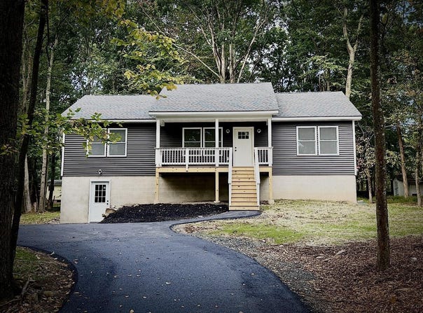103 Water Wheel Court, Milford, PA 18337