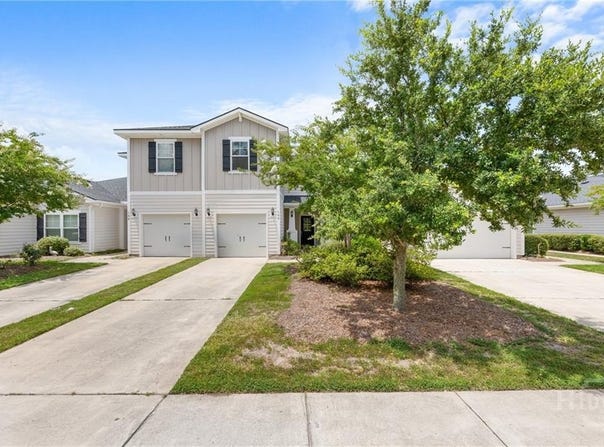 160 Lake Lily Drive, Richmond Hill, GA 31324
