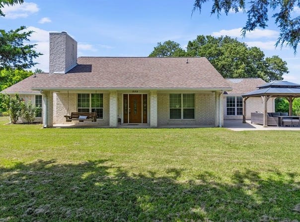 555 Rs County Road 4510, Point, TX 75472
