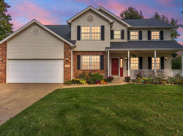 1671 Ruby Court, Hobart, IN 46342