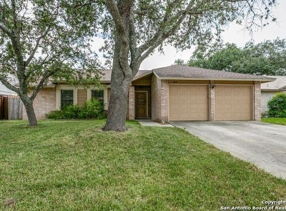 2846 Burning Rock, San Antonio, TX 78247