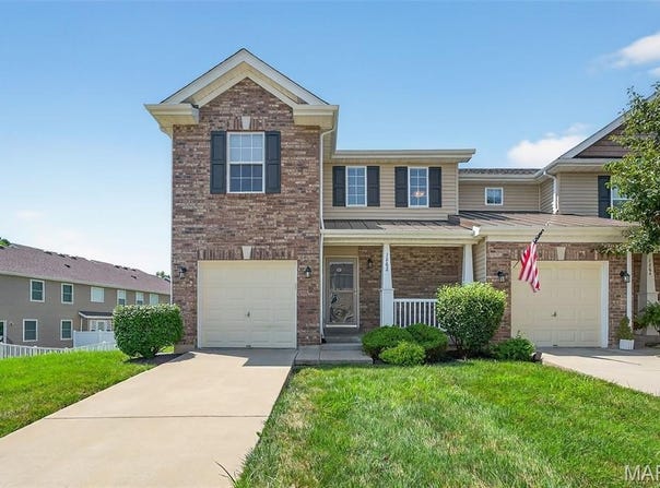 1262 Woodgrove Park Drive, O'Fallon, MO 63366