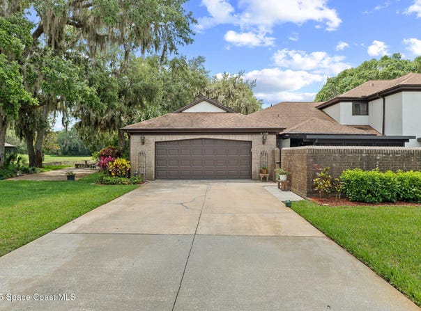 2159 Kings Cross Street, Titusville, FL 32796