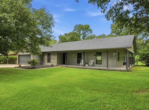 27 Darrell St, Vilonia, AR 72173