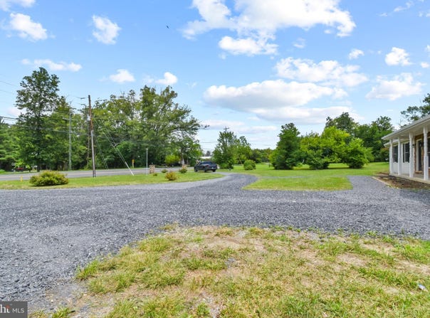 1810 RIVERMONT DRIVE, FRONT ROYAL, VA 22630