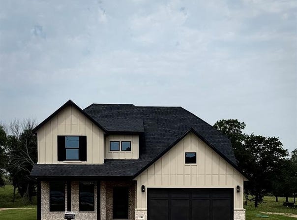 241 Zebrastone Way, Poolville, TX 76487
