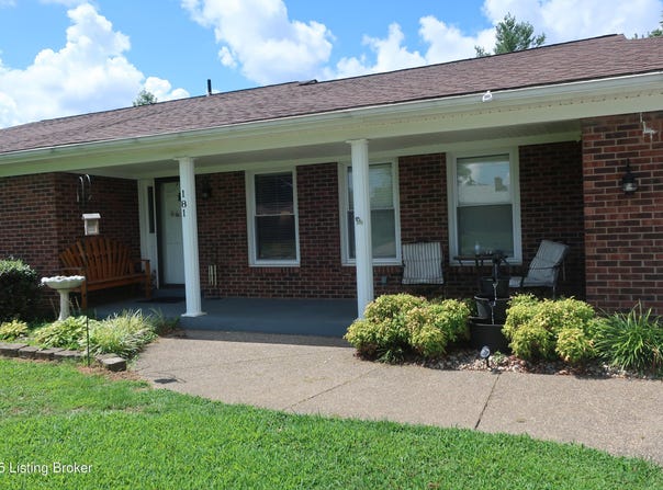 181 Washington Ct, Mt Washington, KY 40047